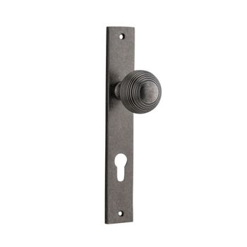 Guildford Knob - Rectangular Backplate