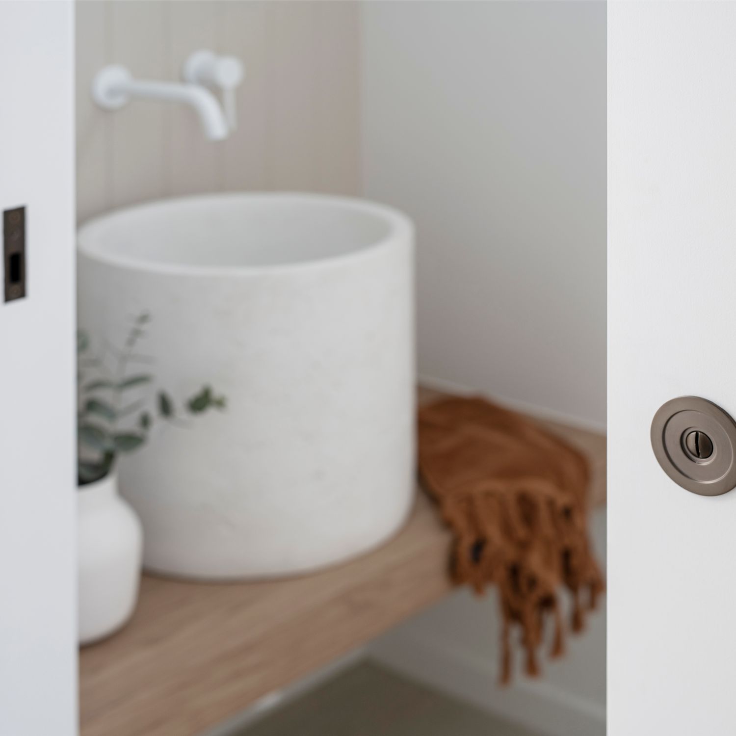 21431 - Round Sliding Door Pull Privacy Kit with Inbuilt Privacy Turn - Signature Brass - Privacy