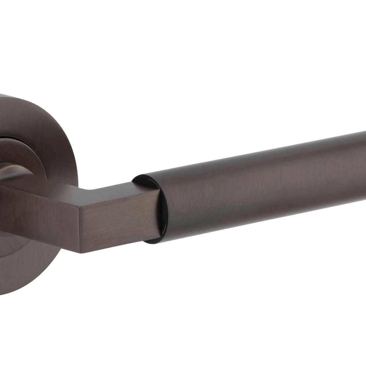 0341KIBPRIV60 - Berlin Lever - Round Rose Privacy Kit (Inbuilt Privacy) - Signature Brass - Privacy