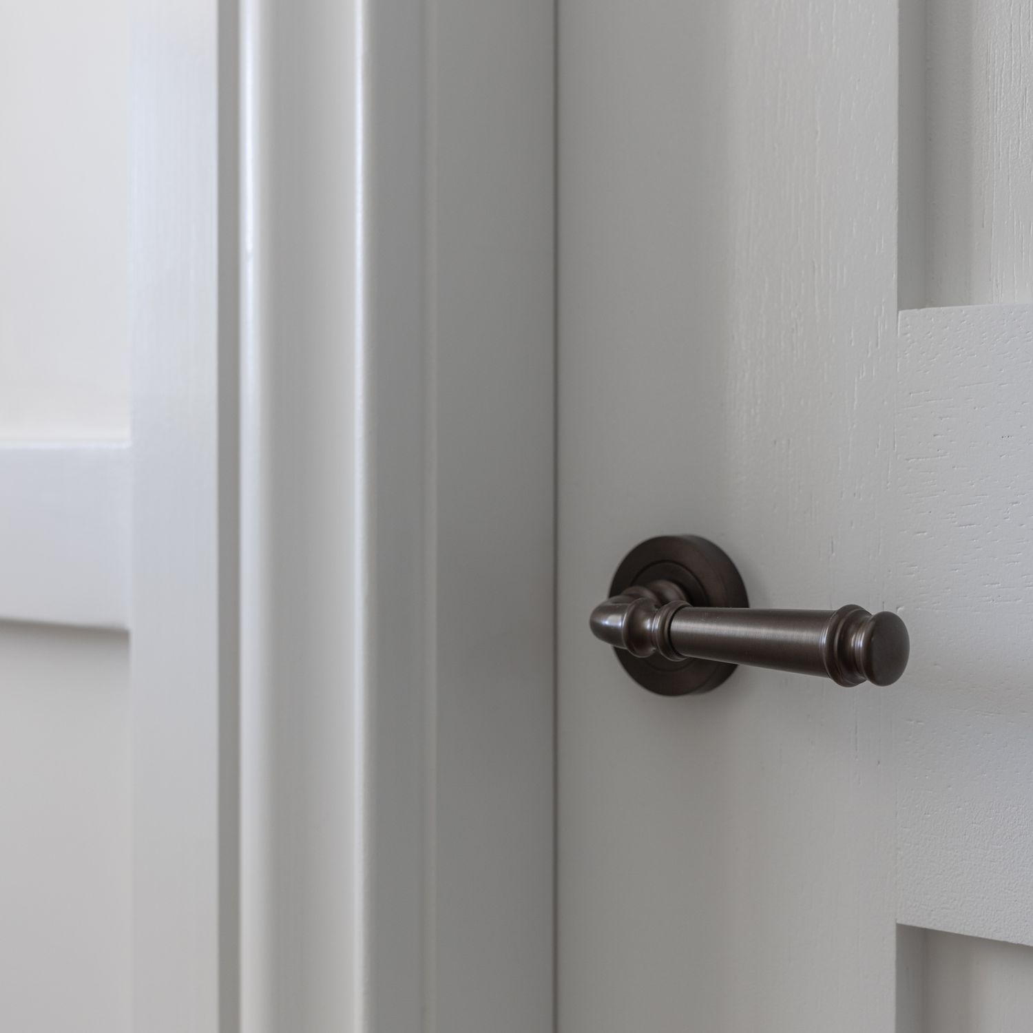 0310KPASS60 - Verona Lever - Round Rose Passage Kit - Polished Brass - Passage