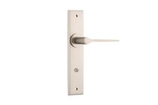 14758P85 - Como Lever - Chamfered Backplate - Satin Nickel - Privacy