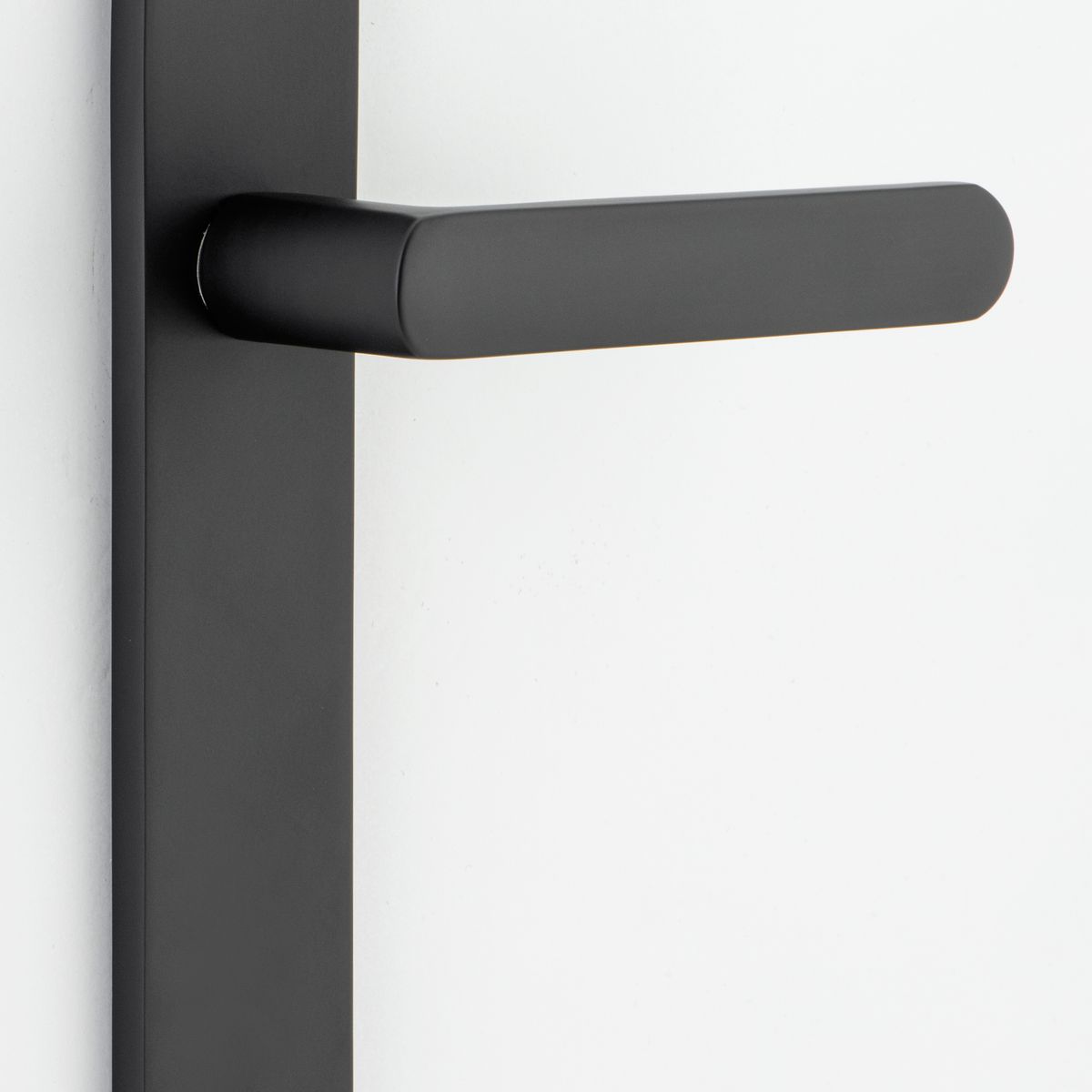12864 - Osaka Lever - Oval Backplate - Matt Black - Passage