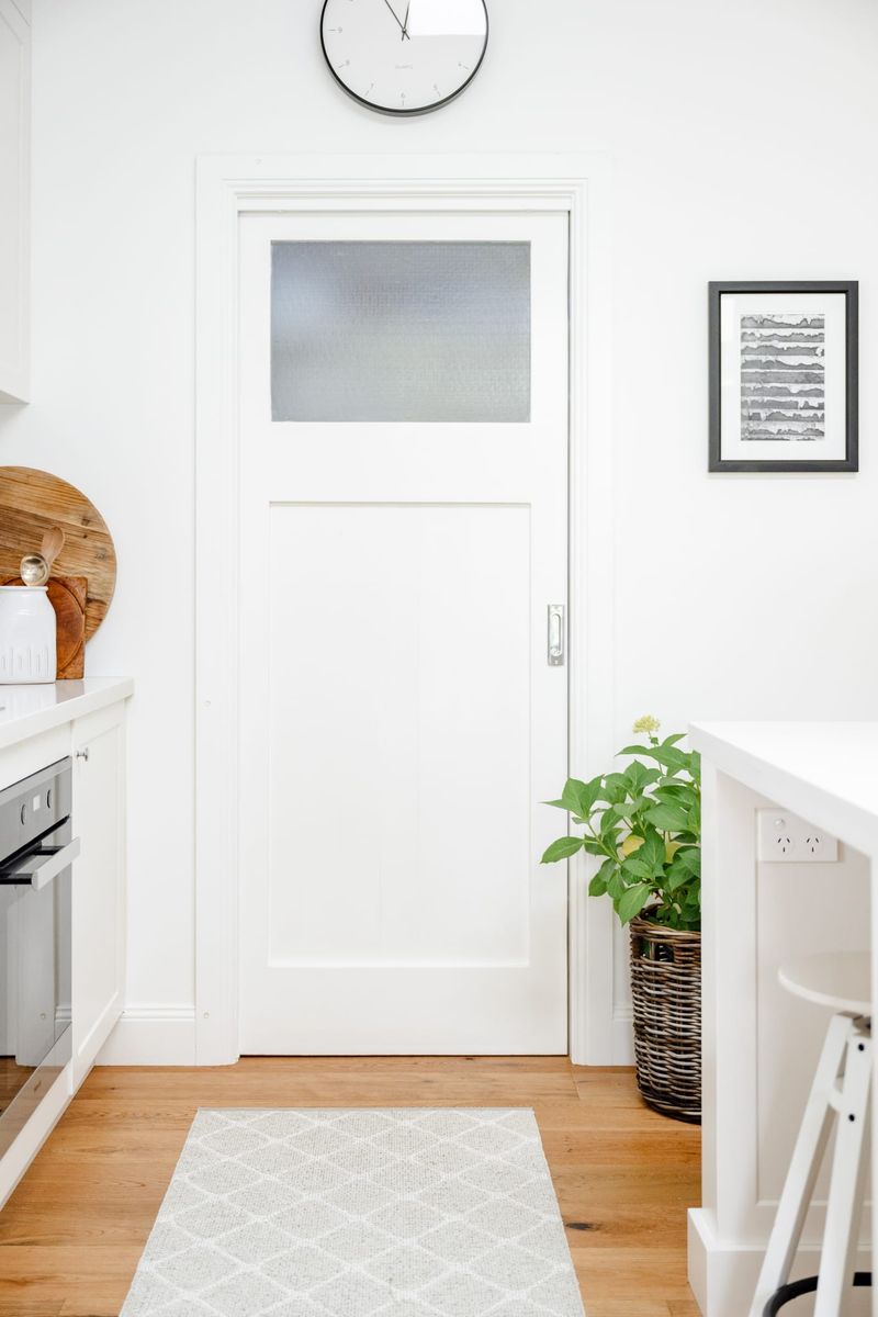 Traditional Flush Pull