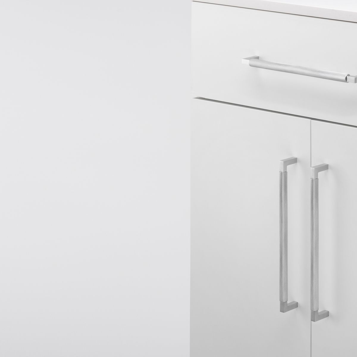 22123 - Brunswick Cabinet Pull - CTC256mm - Brushed Chrome