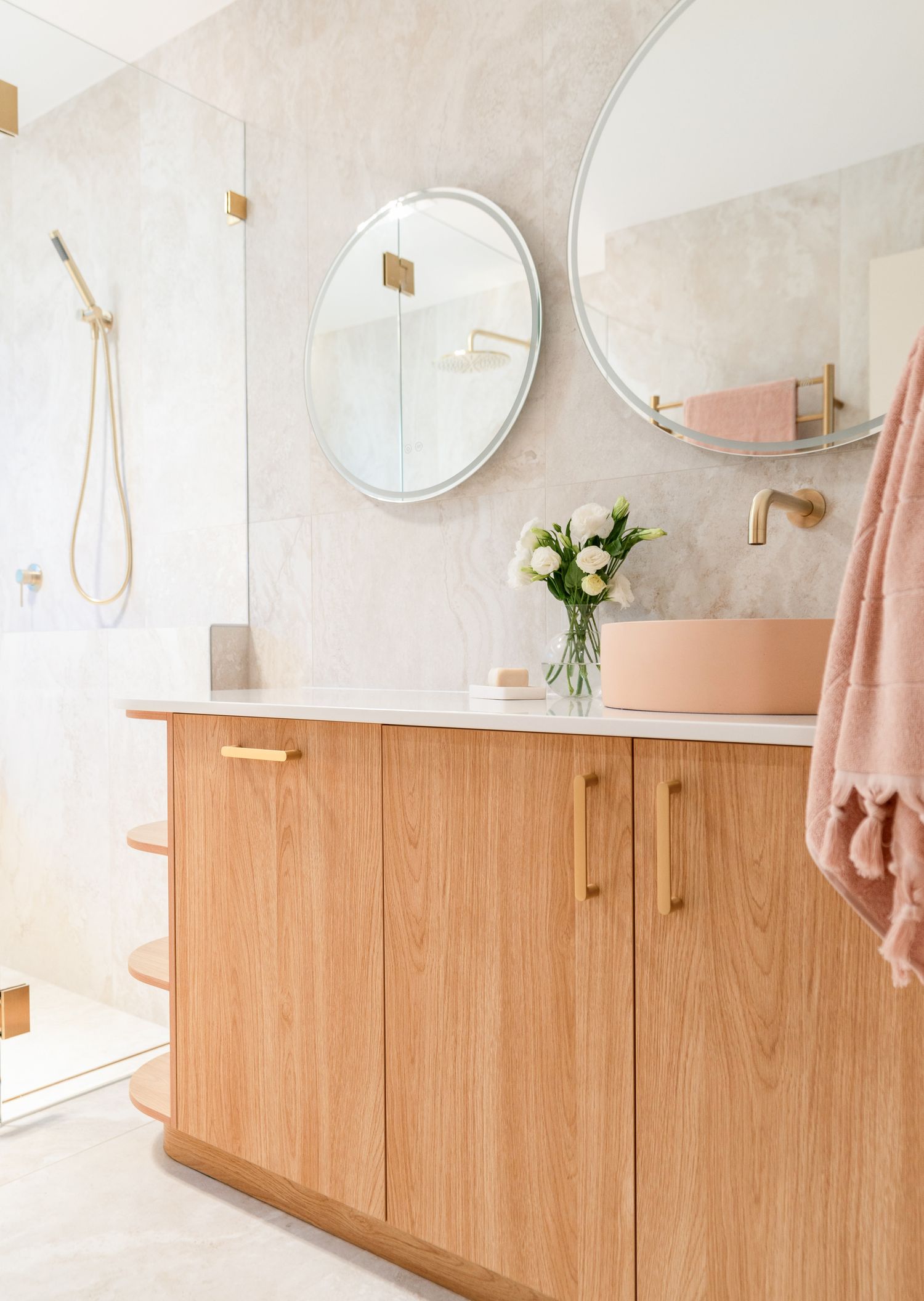 20976B - Osaka Cabinet Pull with Backplate - CTC256mm - Brushed Brass