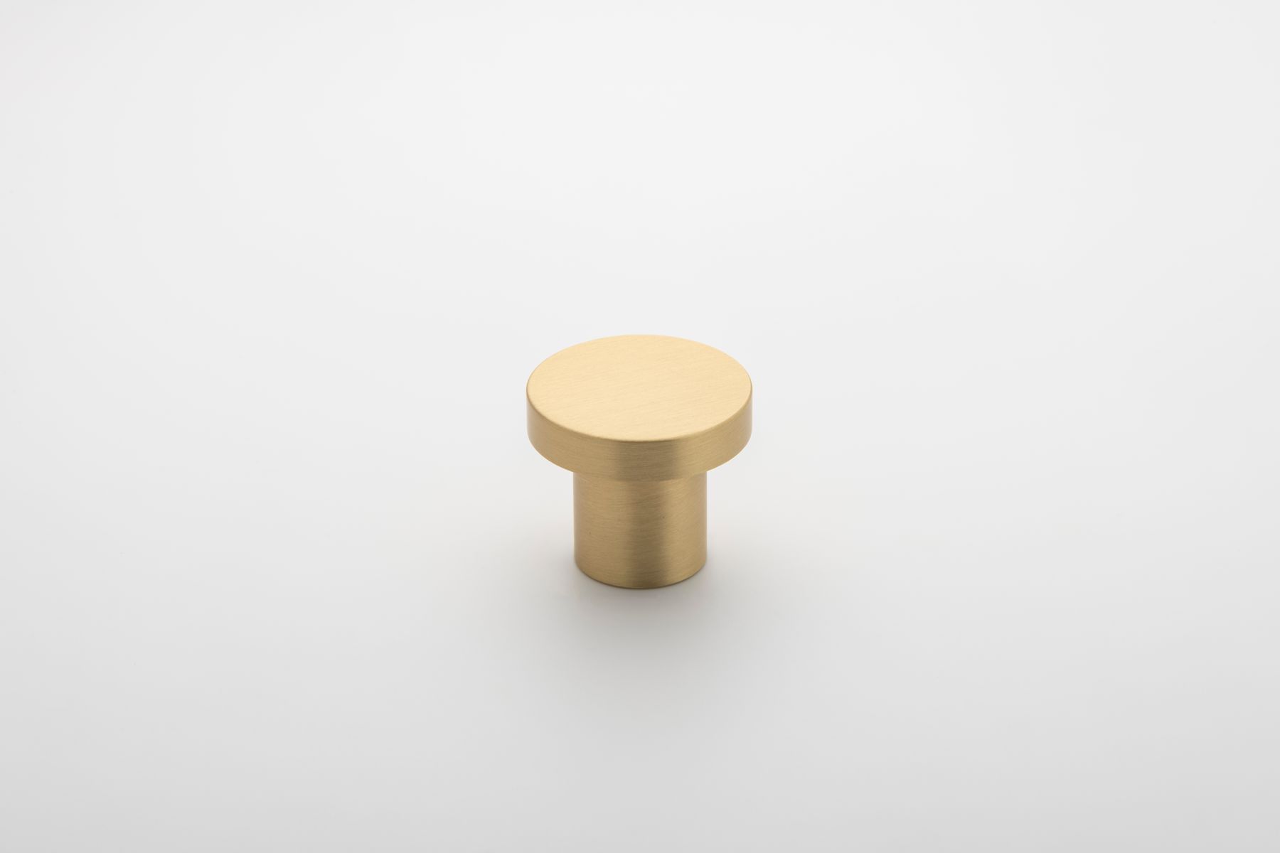 0512 - Osaka Cupboard Knob P28xD32mm - Brushed Brass