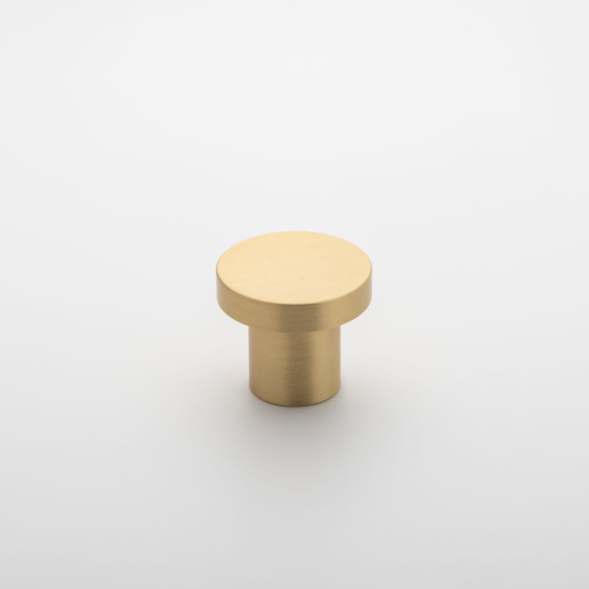 0512 - Osaka Cupboard Knob P28xD32mm - Brushed Brass