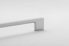 0532 - Cali Cabinet Pull - 160mm - Polished Chrome