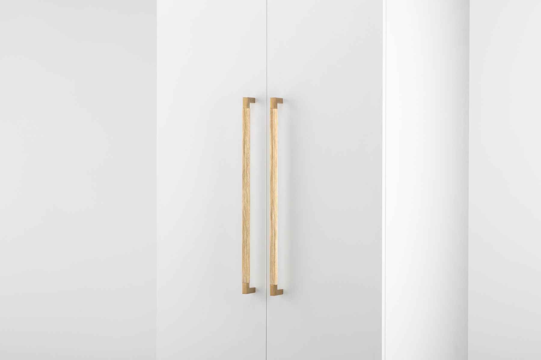 22140 - Brunswick Cabinet Pull - CTC450mm - Brushed Gold PVD