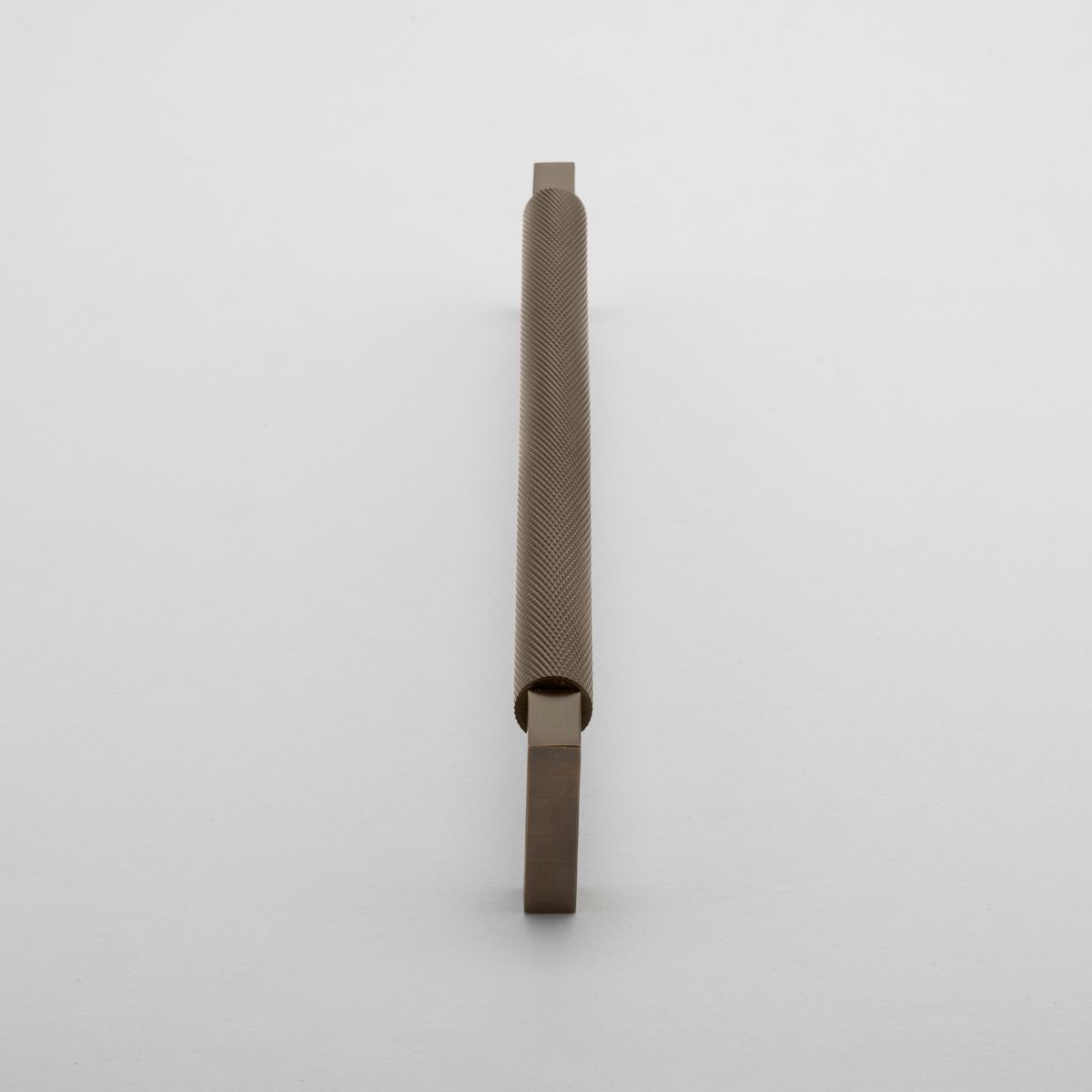 22124 - Brunswick Cabinet Pull - CTC256mm - Signature Brass