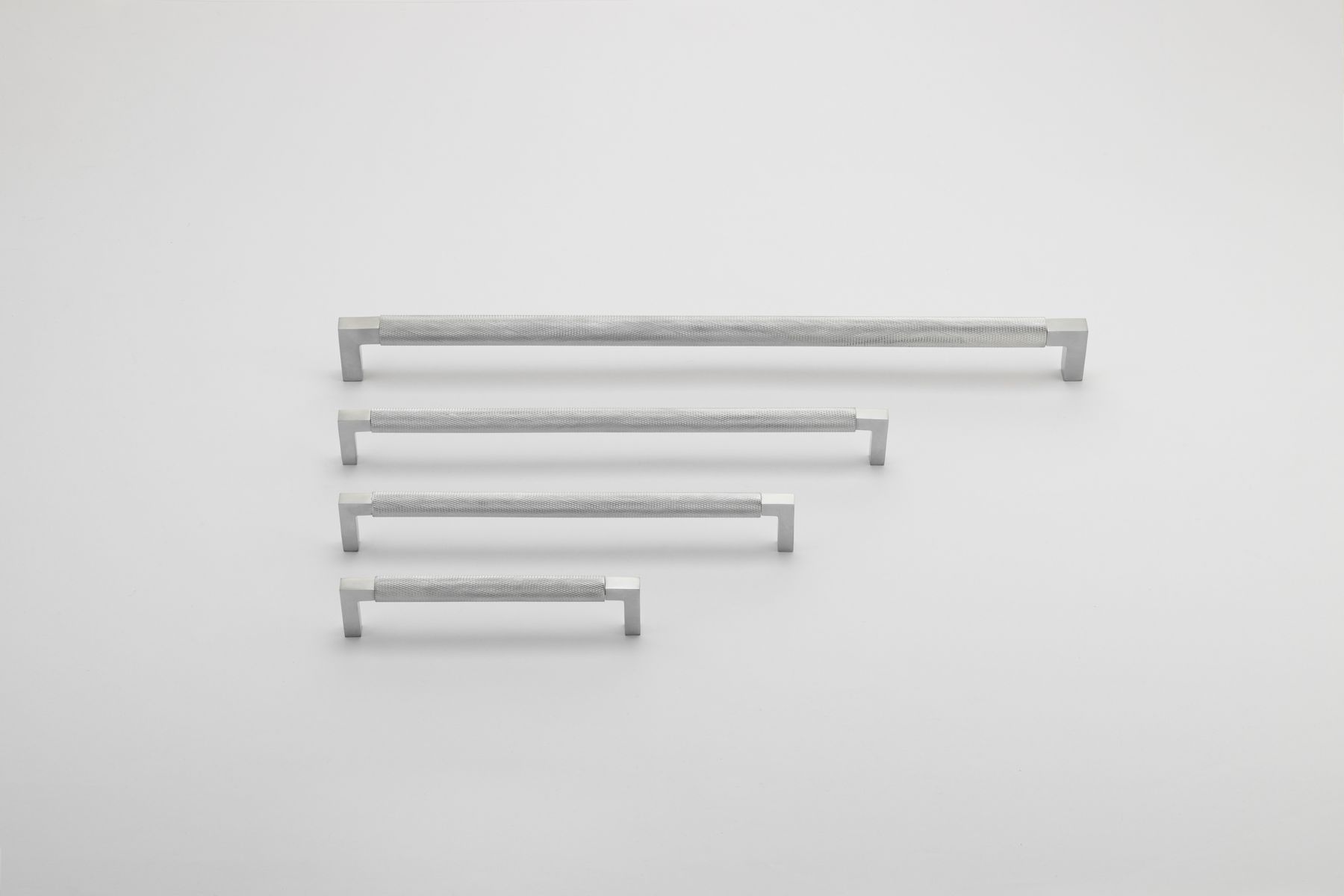 22132 - Brunswick Cabinet Pull - CTC320mm - Polished Chrome