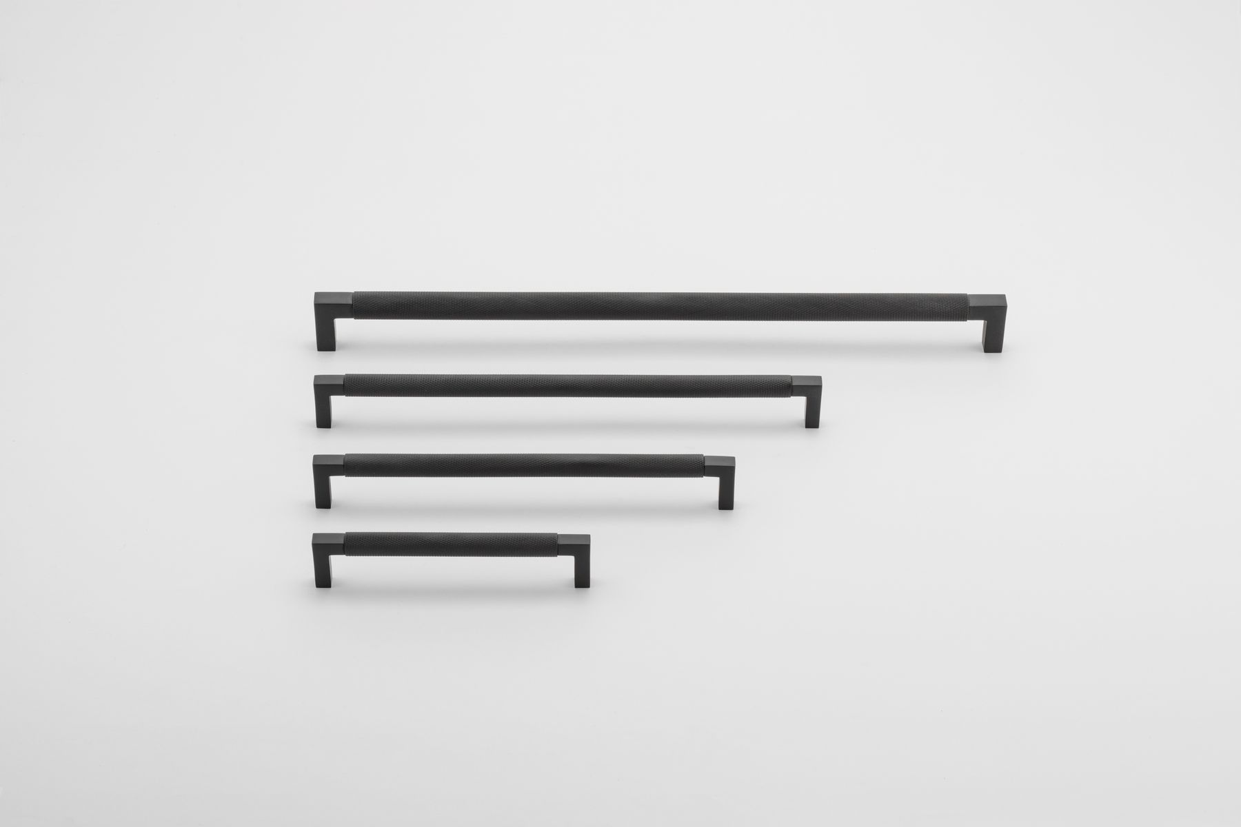 22111 - Brunswick Cabinet Pull - CTC160mm - Matt Black