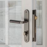 10766 - Berlin Lever - Oval Backplate - Signature Brass - Passage