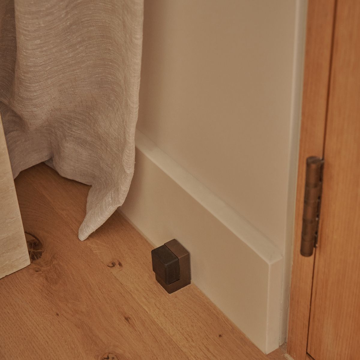 20821 - Square Door Stop - Signature Brass