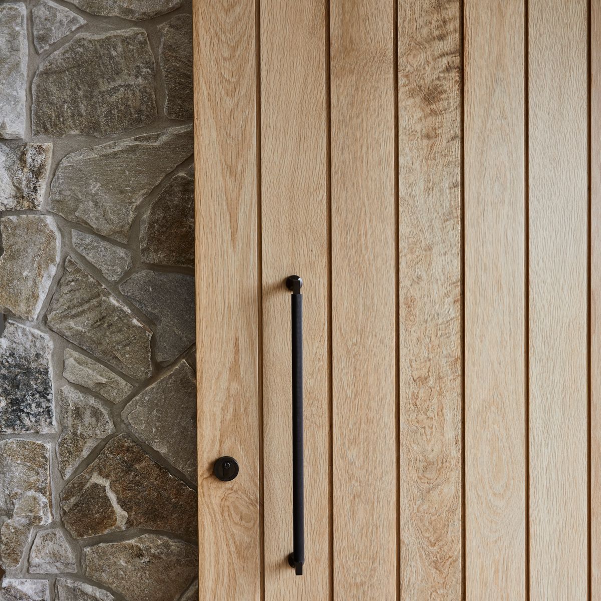 9431 - Brunswick Pull Handle - 450mm - Signature Brass