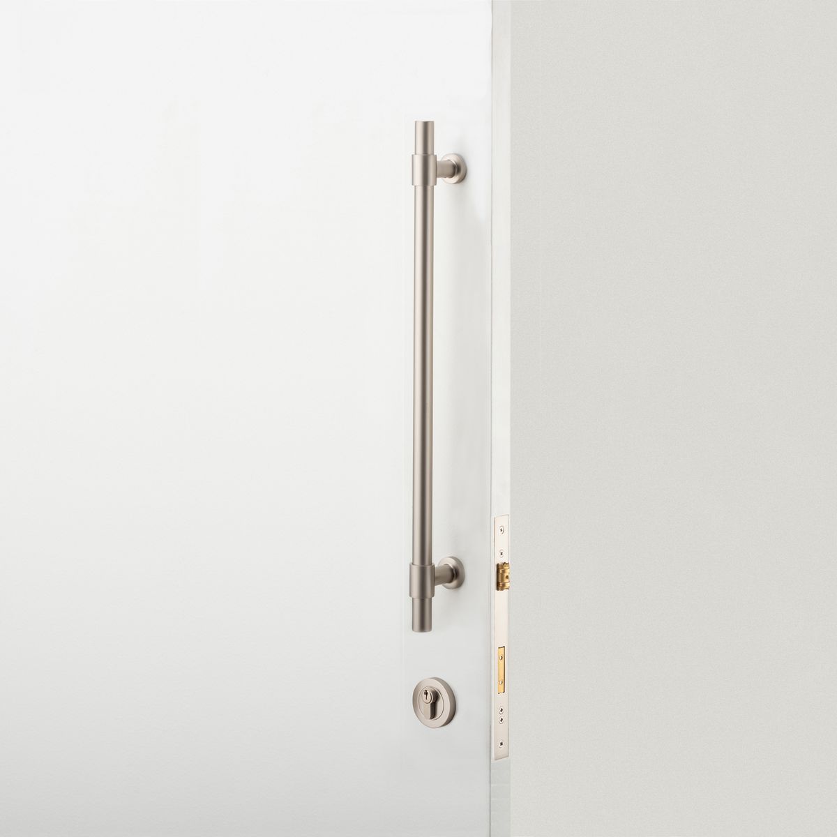 20710KENTR60KK - Helsinki Pull Handle - 450mm Entrance Kit with Separate High Security Lock - Satin Nickel - Entrance