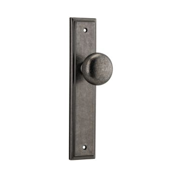 Cambridge Knob - Stepped Backplate