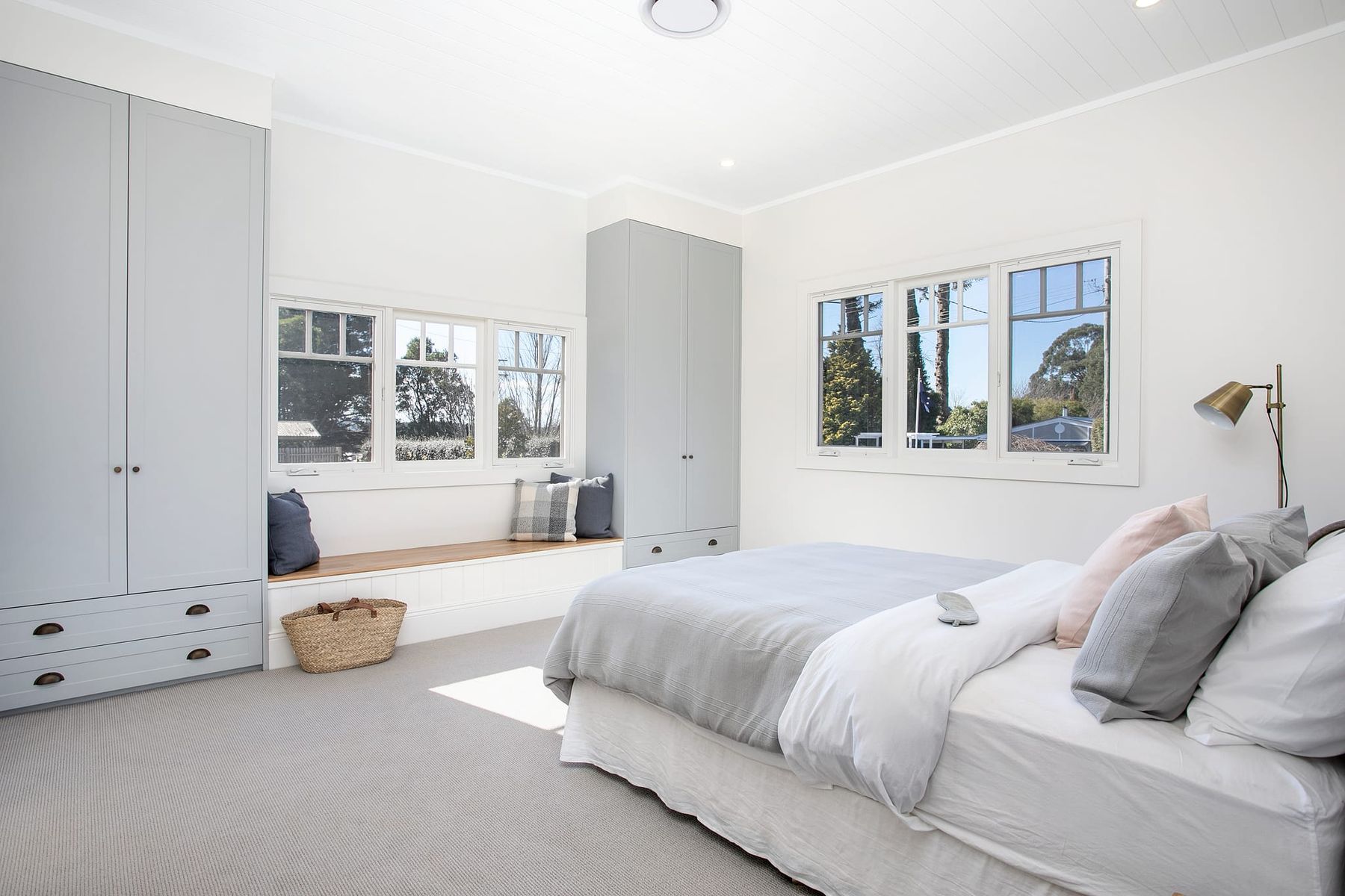 Classic Drawer Pull - Sheet Brass