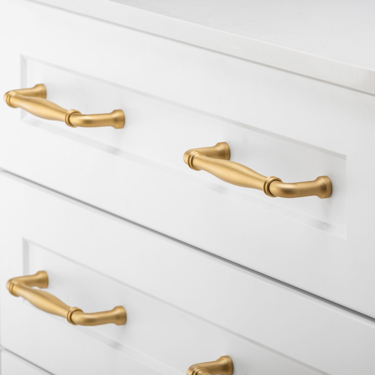 21071 - Sarlat Cabinet Pull - CTC160mm - Signature Brass