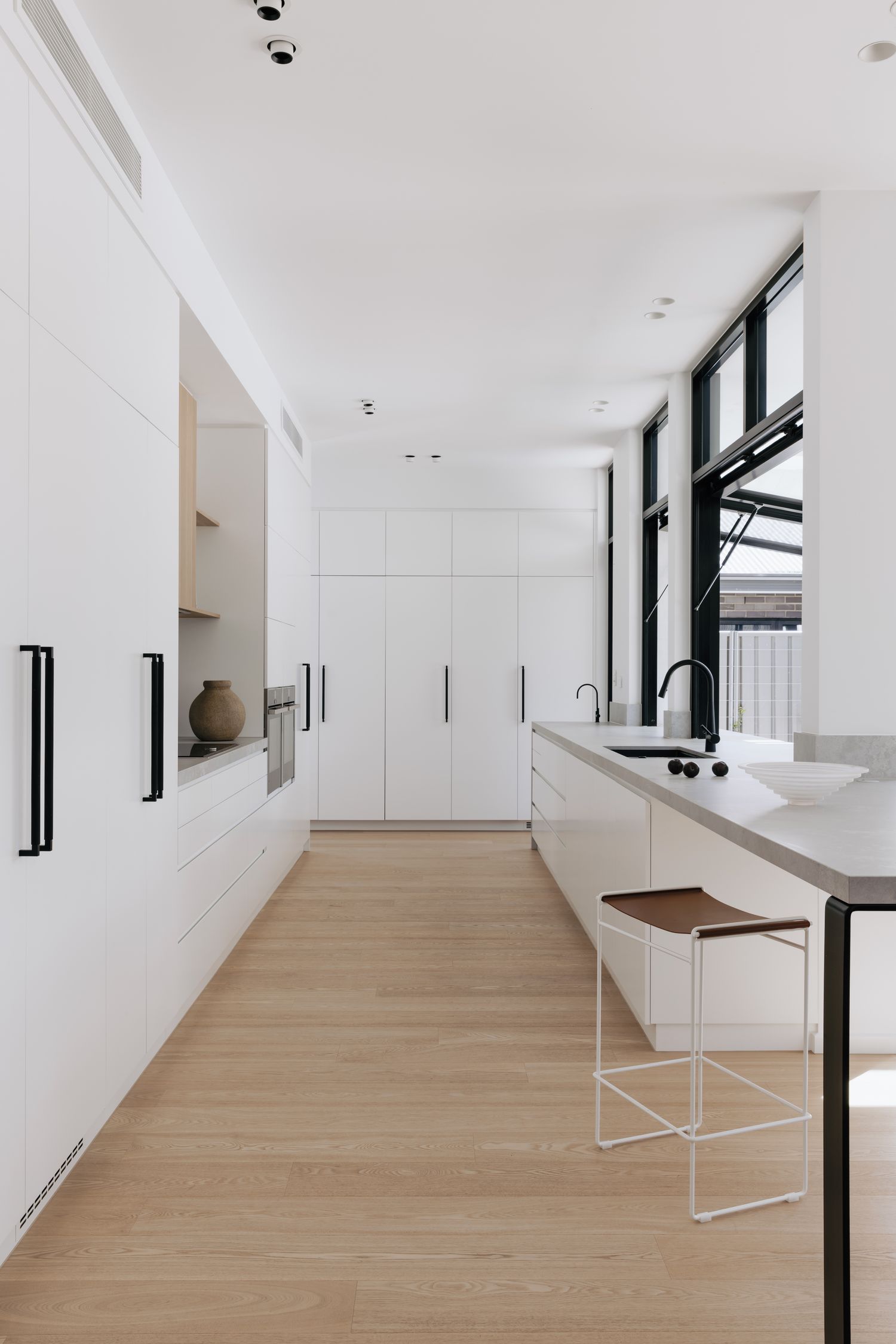 22120 - Brunswick Cabinet Pull - CTC256mm - Brushed Gold PVD