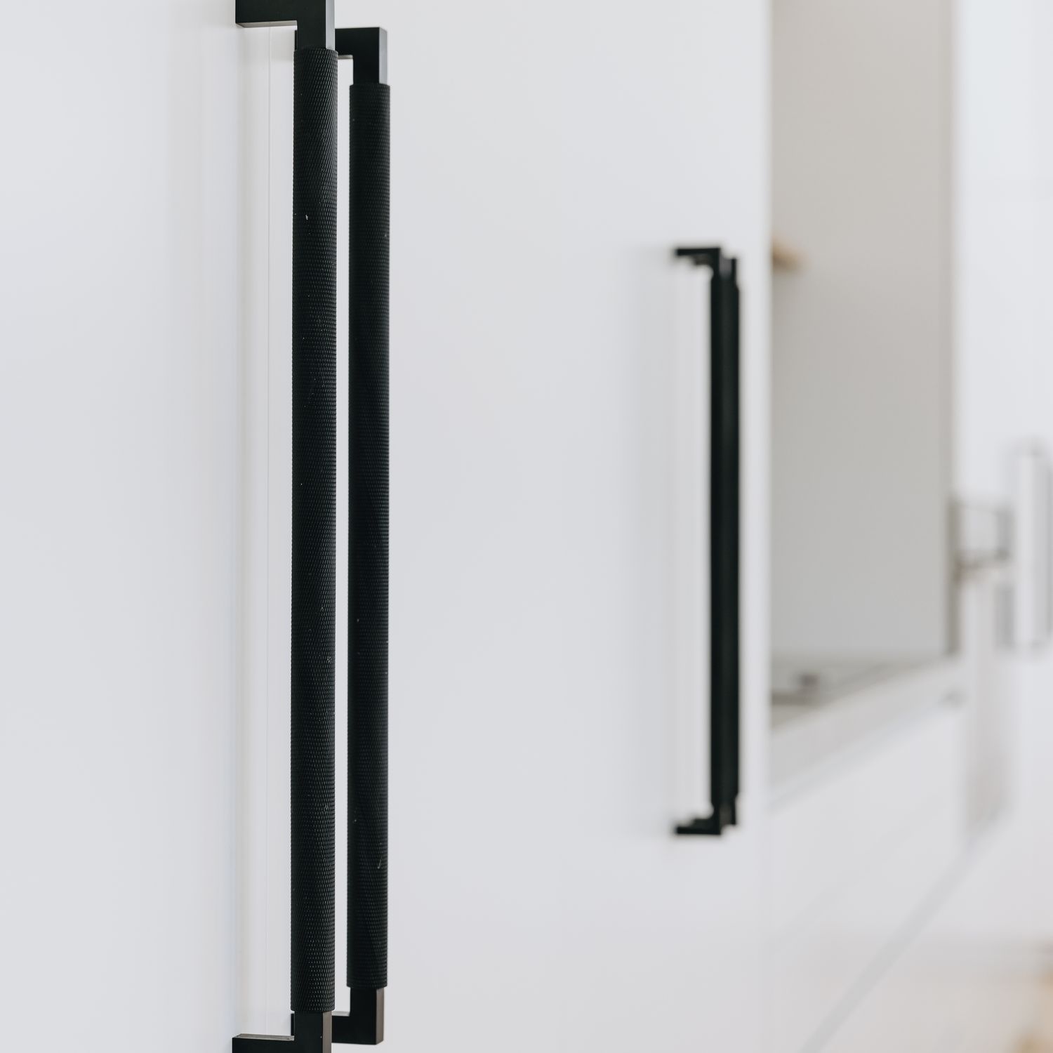 16960B - Brunswick Cabinet Pull with Backplate  - CTC160mm - Graphite PVD