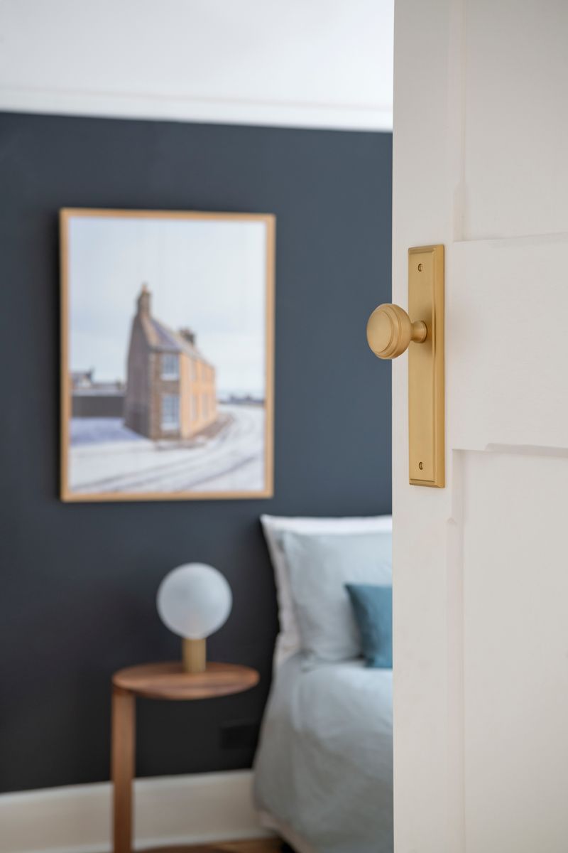 15338 - Paddington Knob - Stepped Backplate - Brushed Brass - Passage