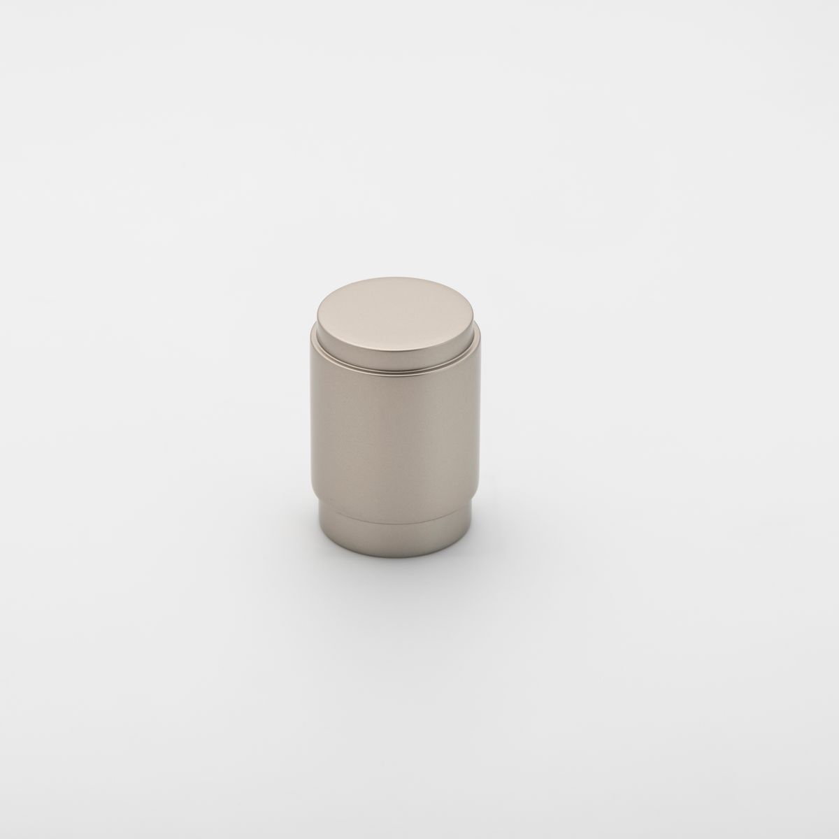 0600 - Berlin Cupboard Knob P28xD20mm - Satin Nickel
