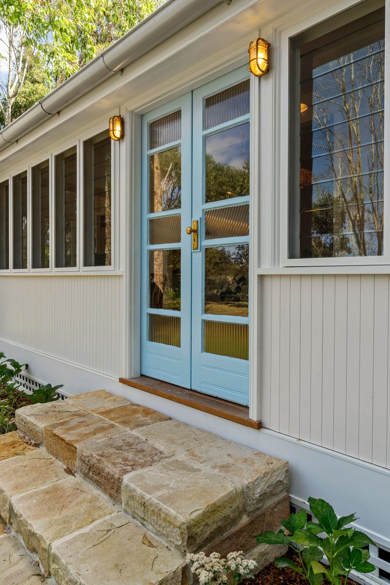 Richmond Door Knob - Long Backplate