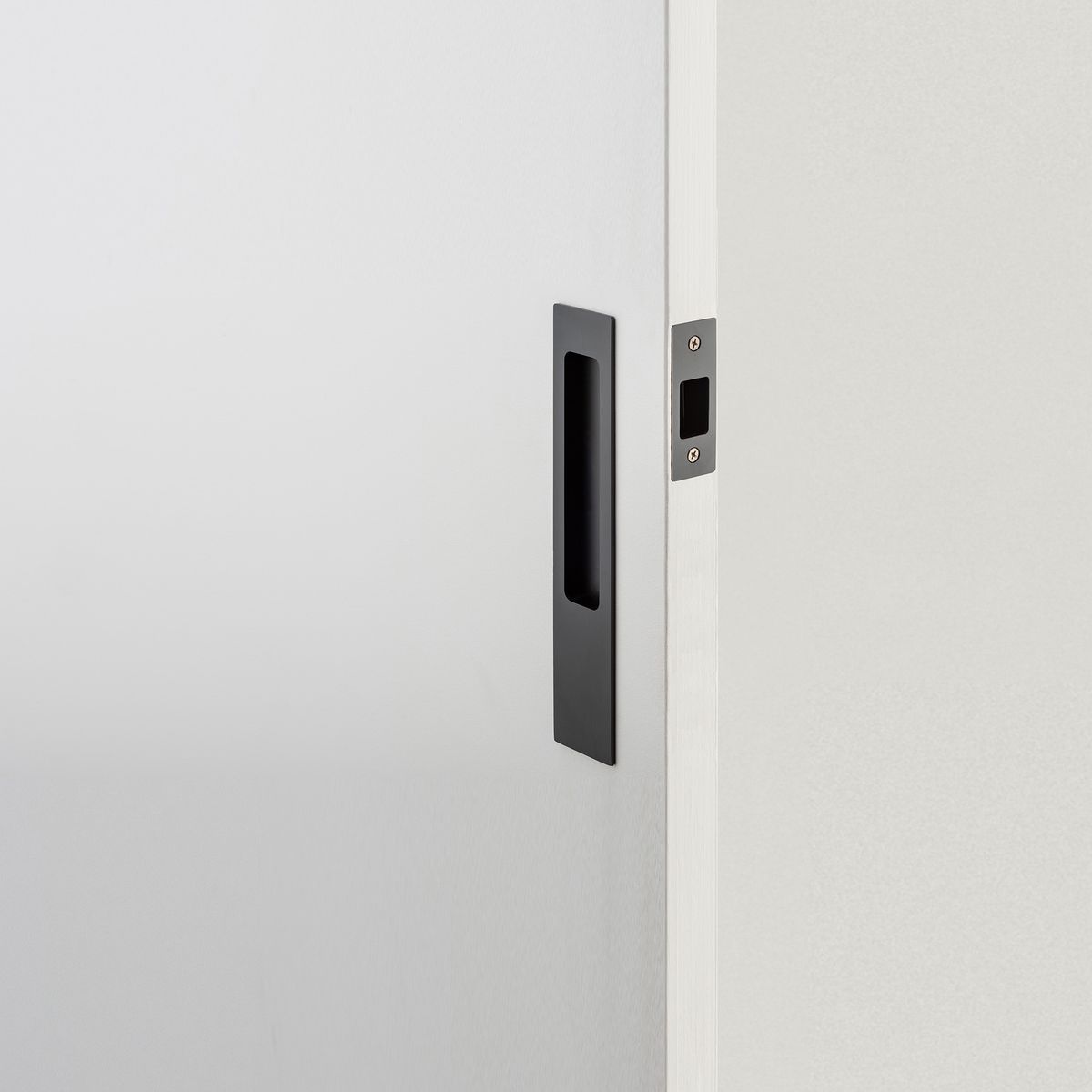 21413 - Rectangular Sliding Door Pull Passage Kit - Matt Black - Passage