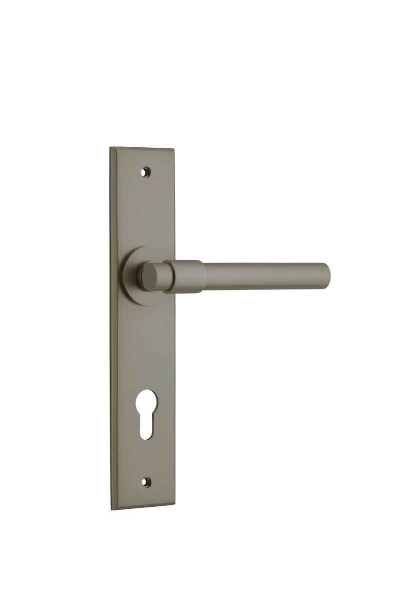 16604E85 - Helsinki Lever - Chamfered Backplate - Graphite PVD - Entrance