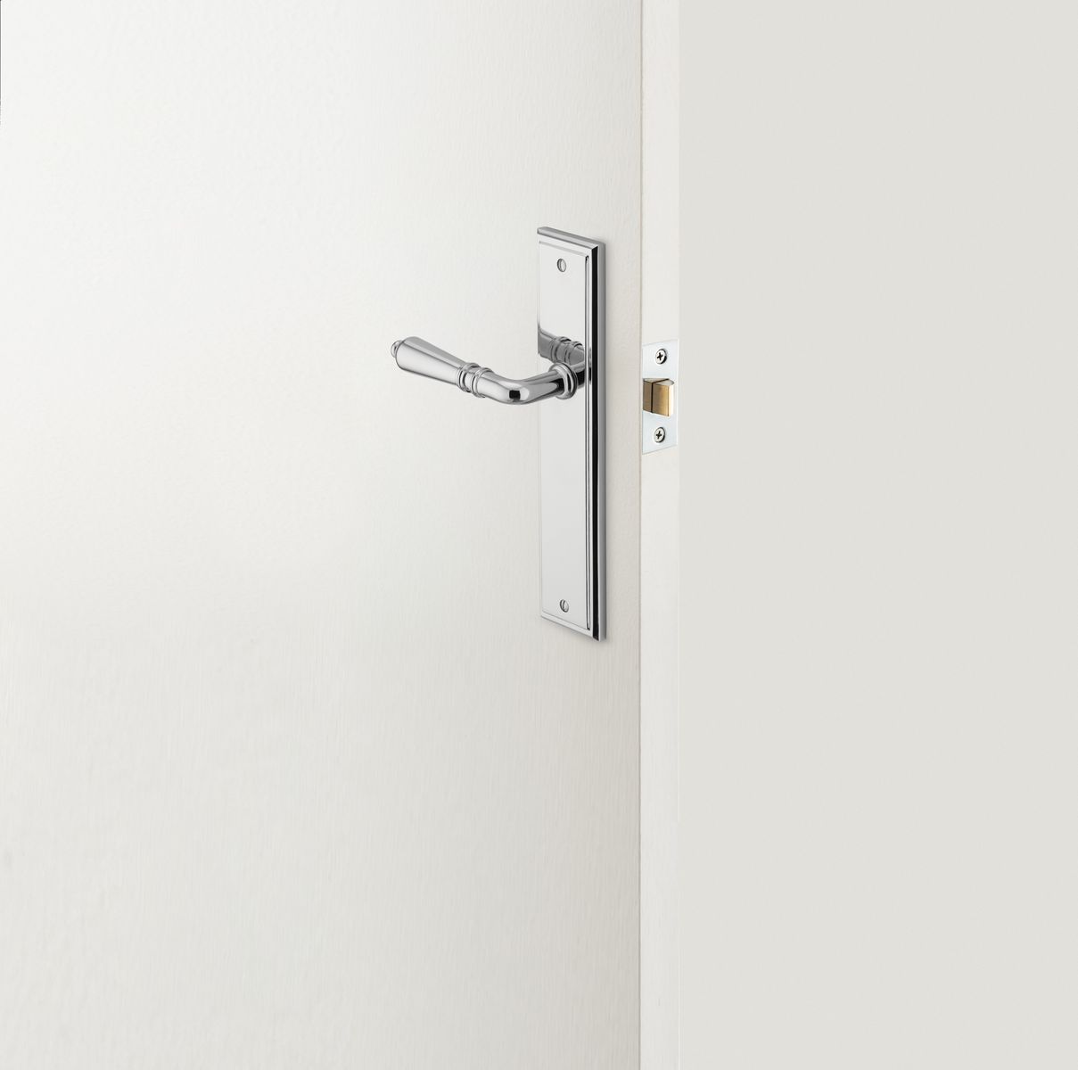 11736P85 - Sarlat Lever - Stepped Backplate - Polished Chrome - Privacy