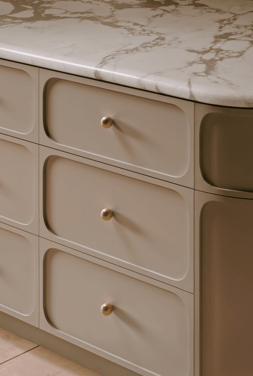 24090 - Puerto Cupboard Knob P35xD38mm - Brushed Gold PVD