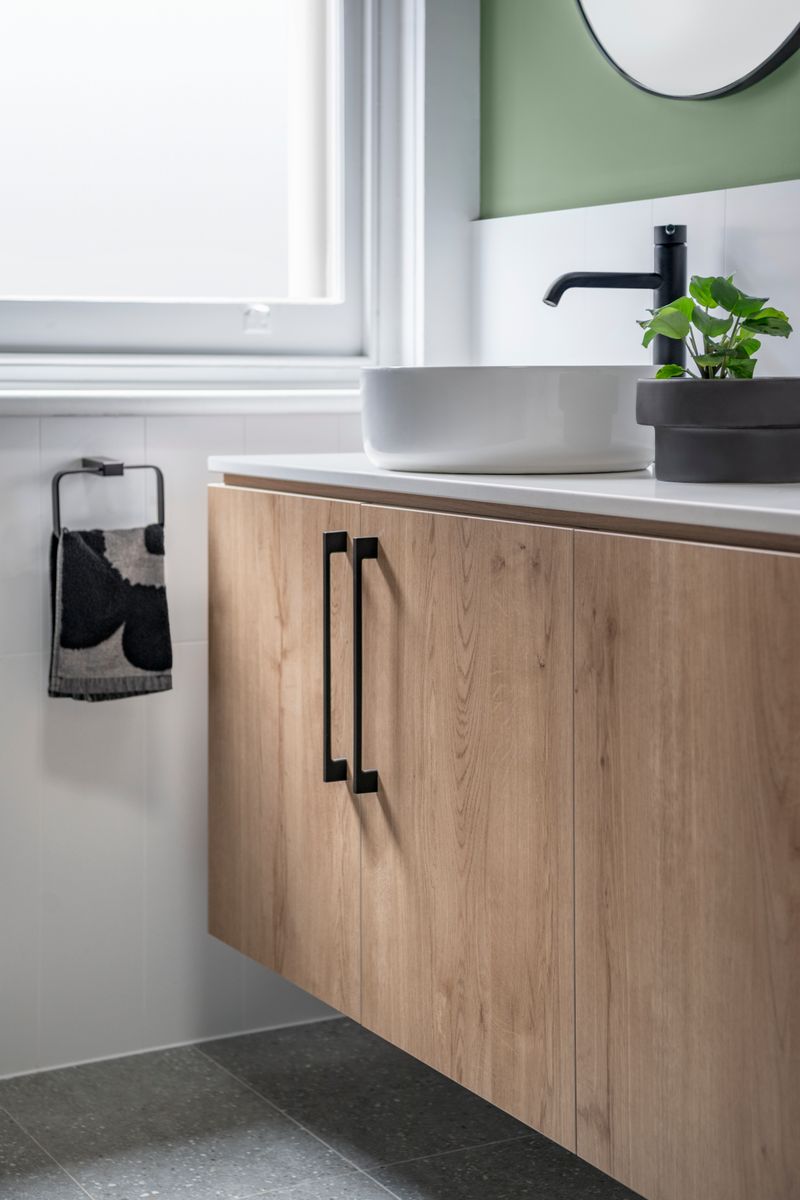 0528 - Cali Cabinet Pull - 160mm - Matt Black