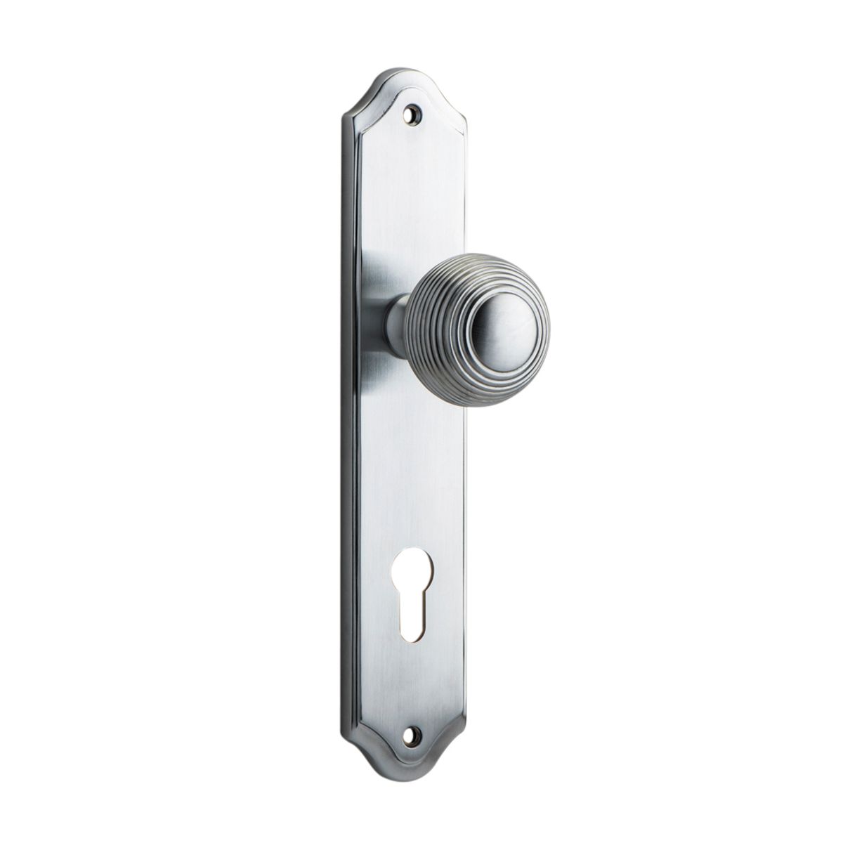 12330E85 - Guildford Knob - Shouldered Backplate - Brushed Chrome - Entrance