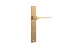 15254P85 - Como Lever - Rectangular Backplate - Brushed Brass - Privacy