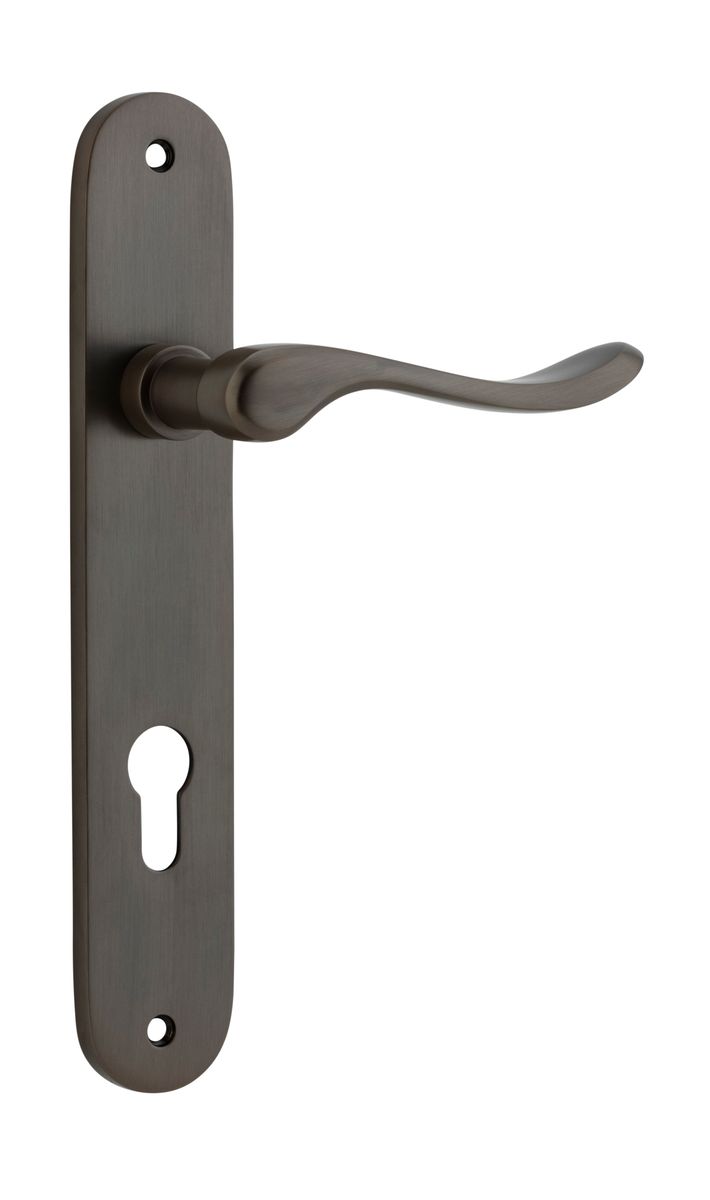 10924E85 - Stirling Lever - Oval Backplate - Signature Brass - Entrance