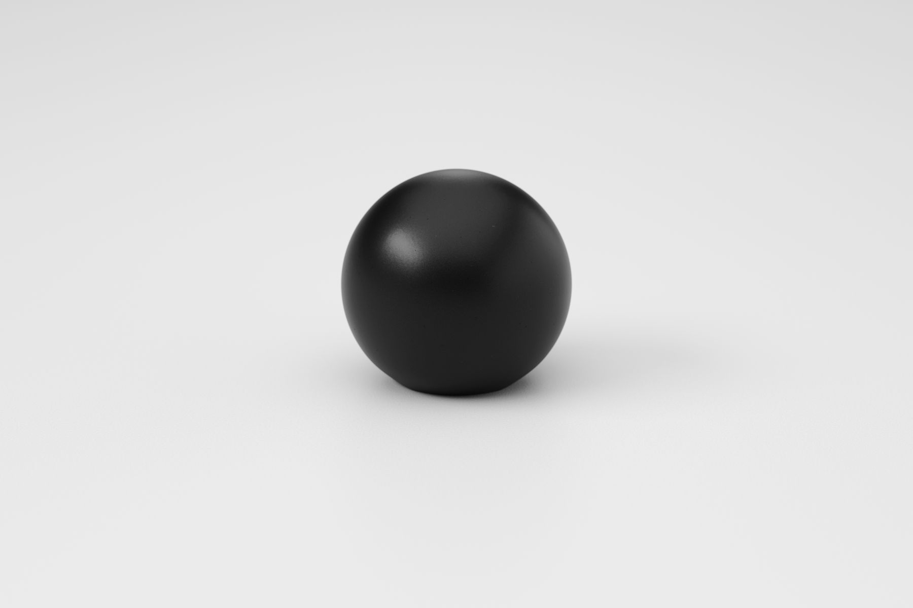 24093 - Puerto Cupboard Knob P35xD38mm - Matt Black
