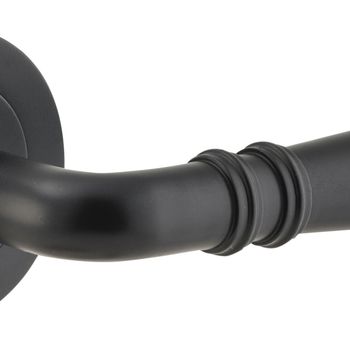 Sarlat Lever - Round Rose