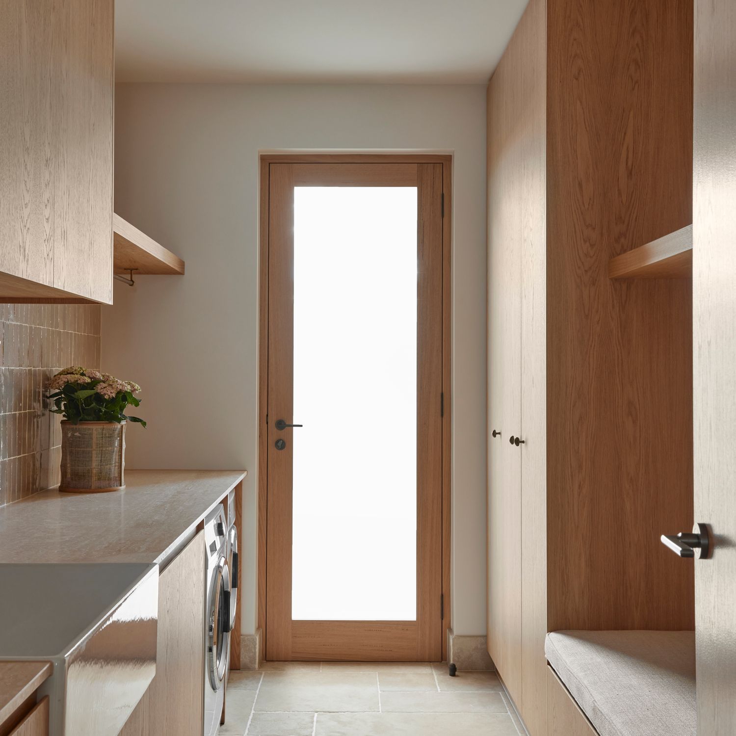 9211KPASS60 - Baltimore Lever - Round Rose Passage Kit - Signature Brass - Passage