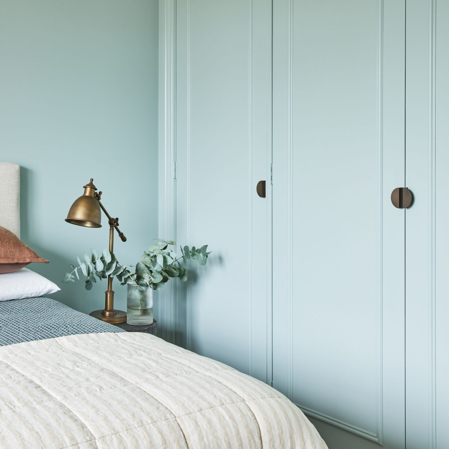 17437 - Osaka Drawer Pull - Brushed Gold PVD