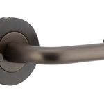 20351KIBPRIV60 - Oslo Lever - Round Rose (Inbuilt Privacy) - Signature Brass - Privacy