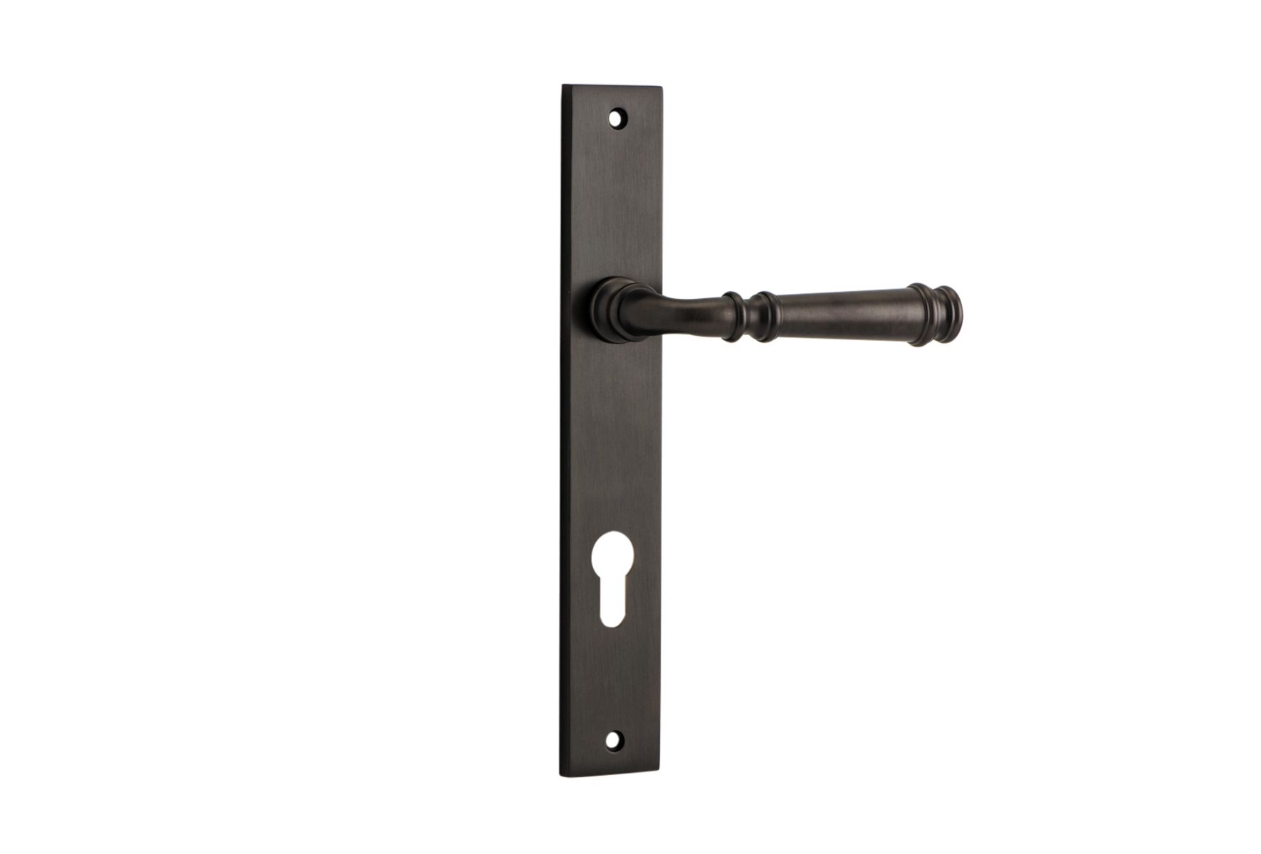 10706E85 - Verona Lever - Rectangular Backplate - Signature Brass - Entrance