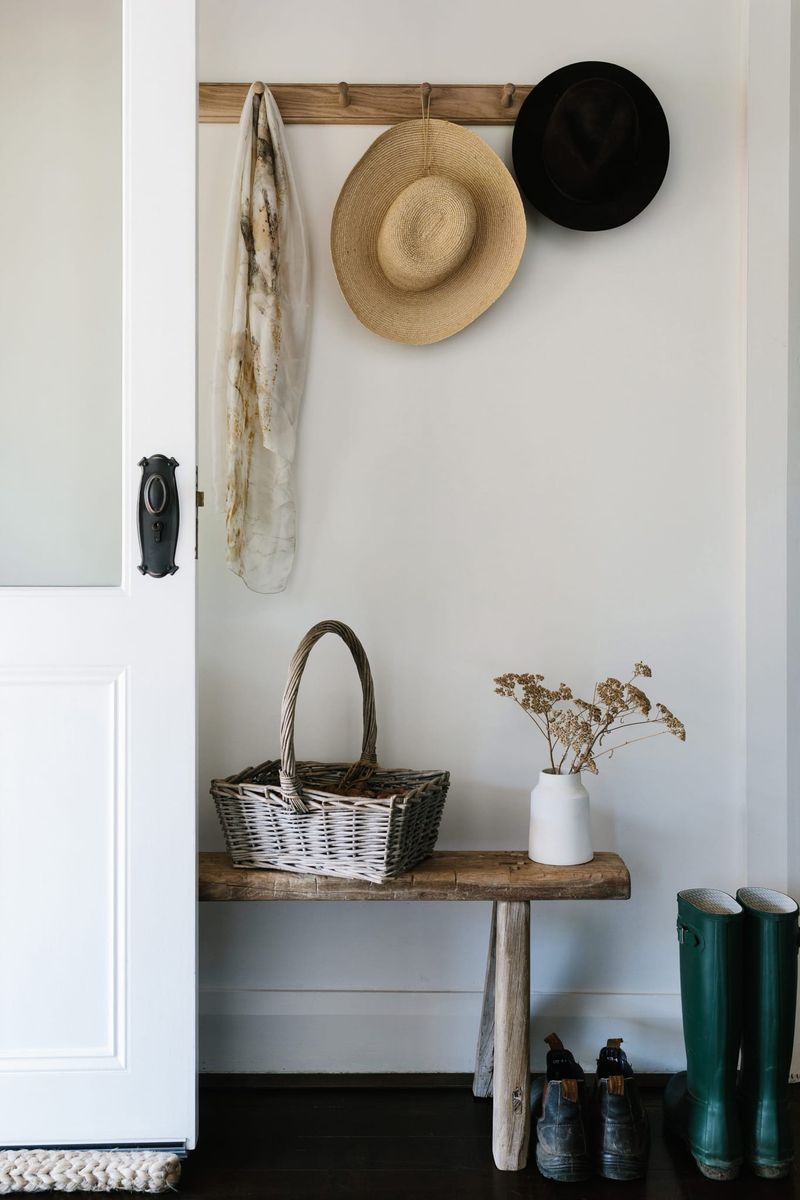 Bungalow Door Knob - Long Backplate