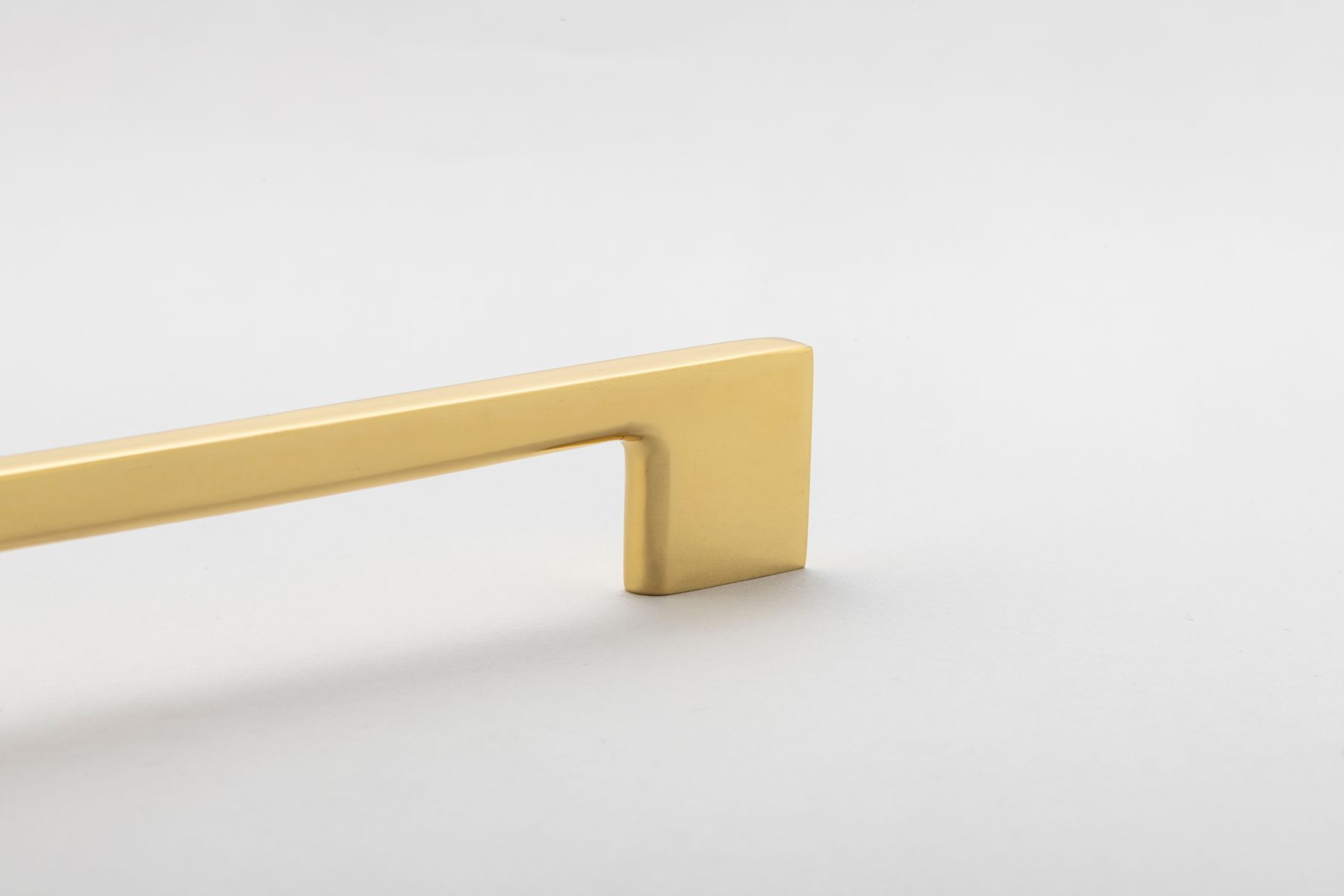 0516 - Cali Cabinet Pull - 160mm - Polished Brass