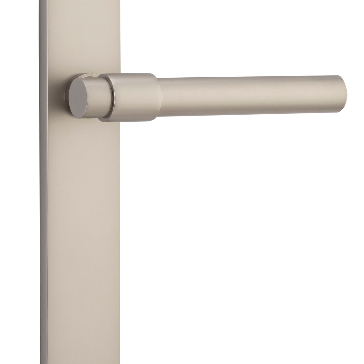 14900 - Helsinki Lever - Oval Backplate - Satin Nickel - Passage