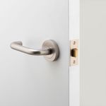 20359 - Oslo Lever - Round Rose - Satin Nickel - Passage