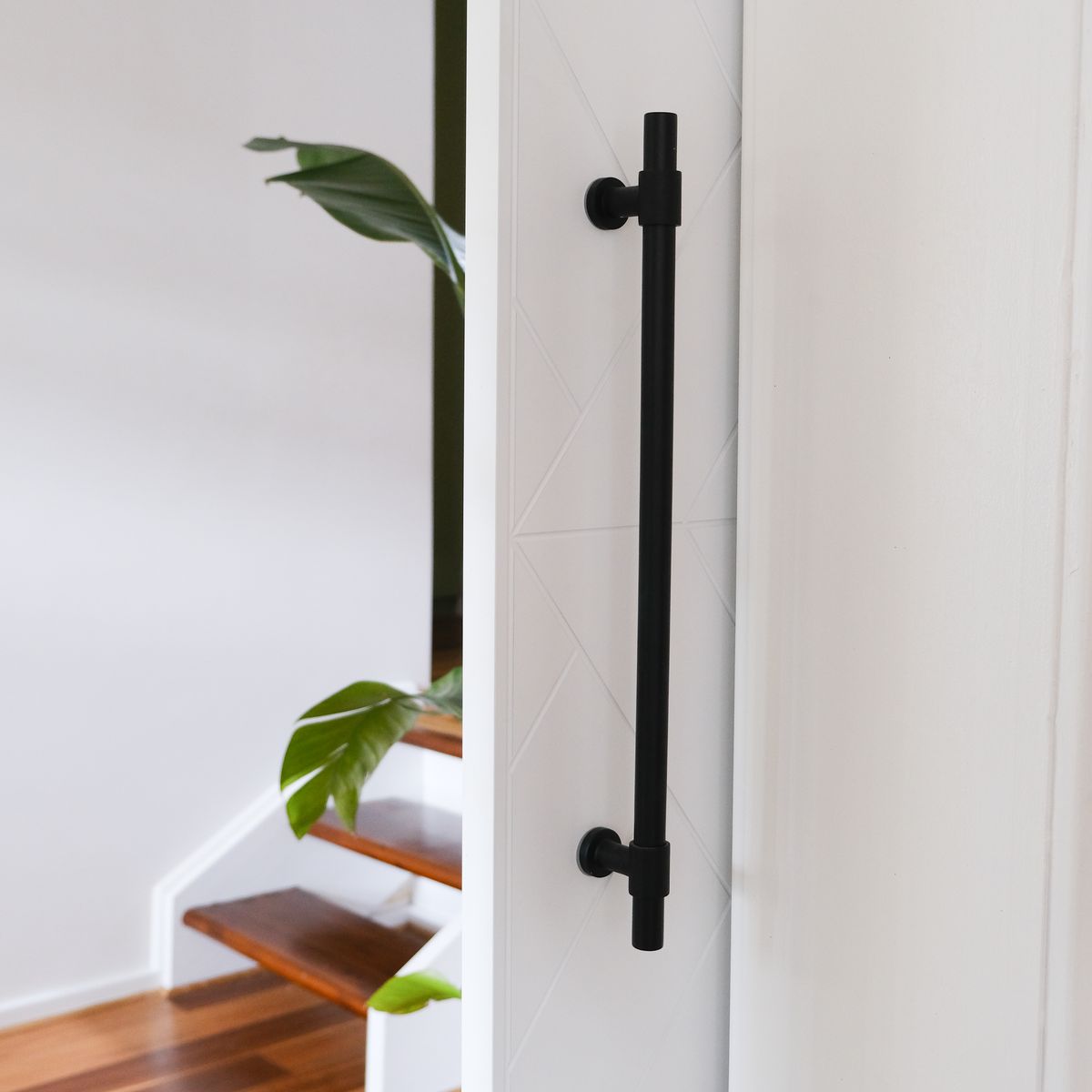 21023 - Helsinki Cabinet Pull - CTC256mm - Matt Black