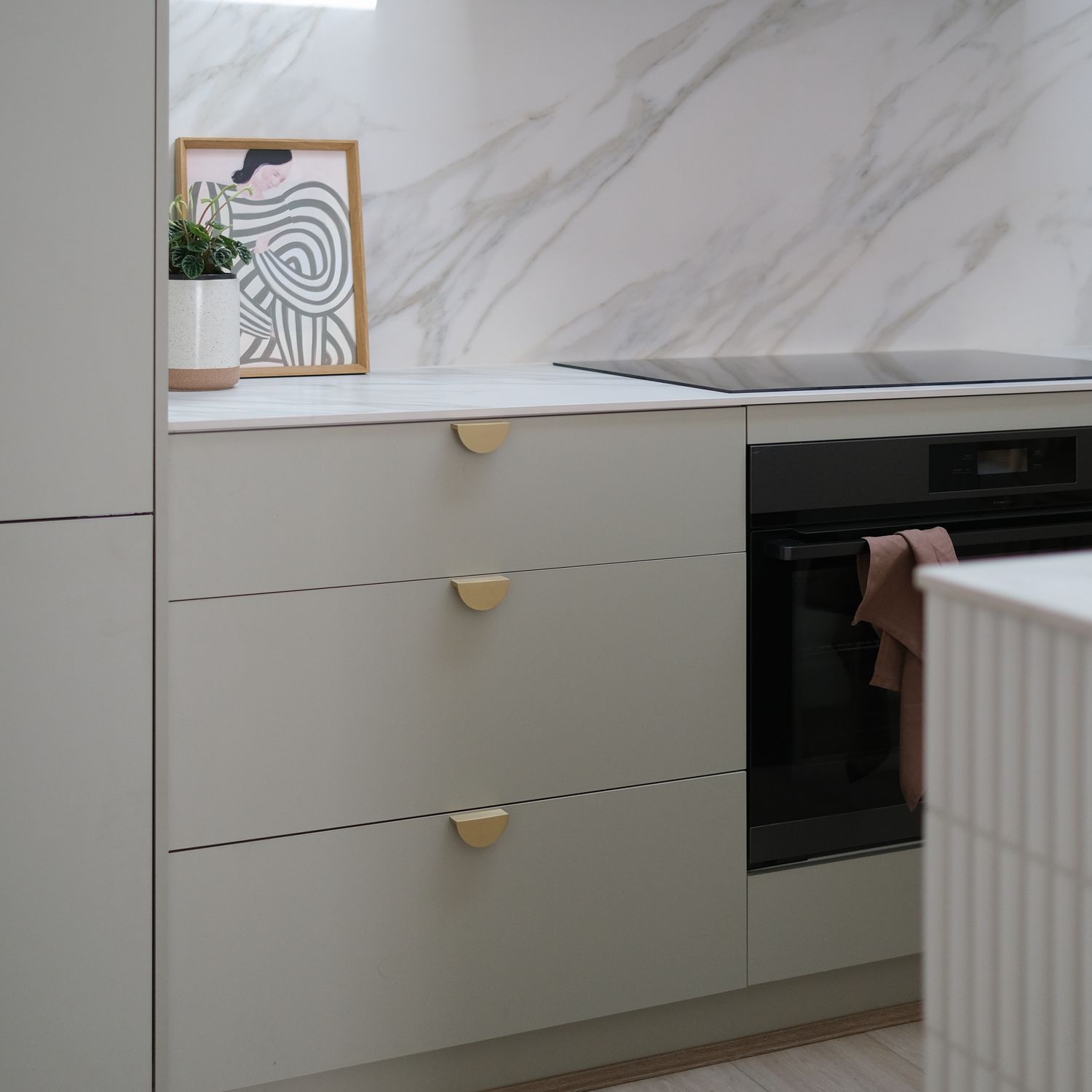 17437 - Osaka Drawer Pull - Brushed Gold PVD