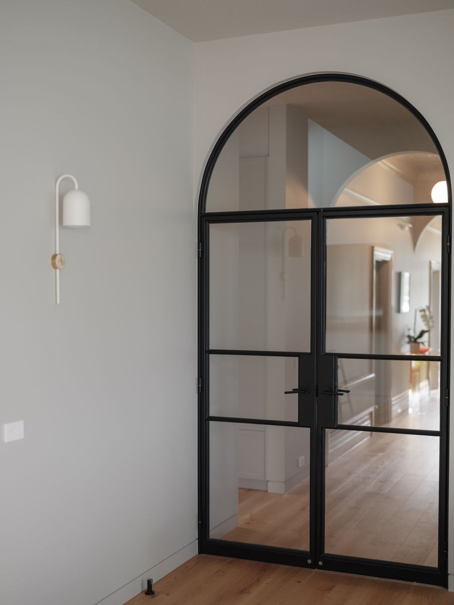 9213 - Baltimore Lever - Round Rose - Matt Black - Passage