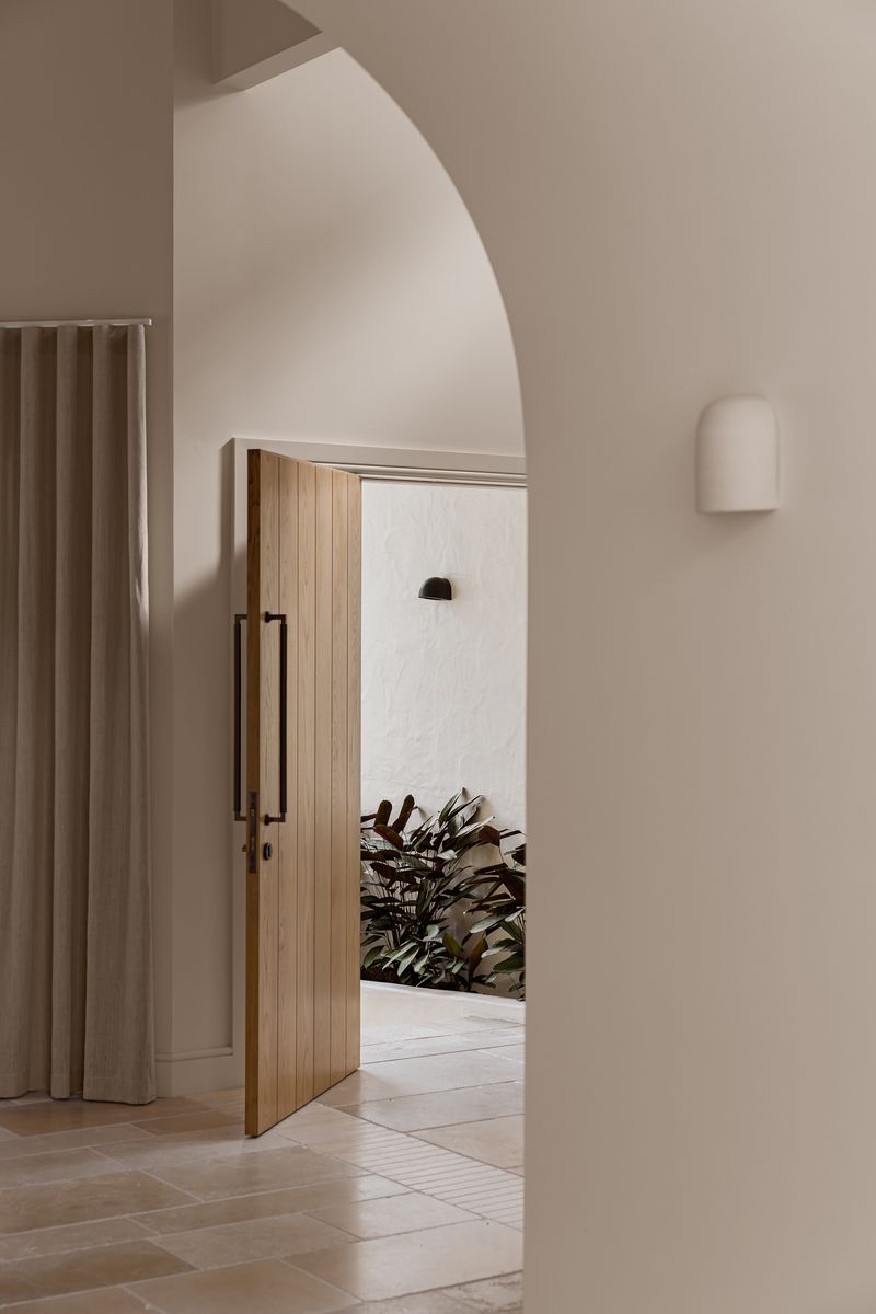 0481 - Berlin Pull Handle -  600mm - Signature Brass